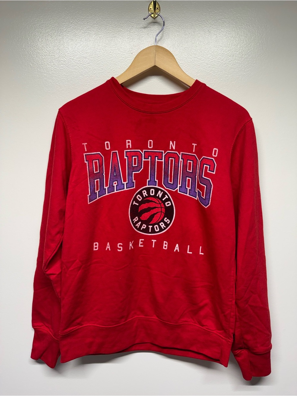 NBA Toronto Raptors Red Crewneck Sweatshirt with Team Logo